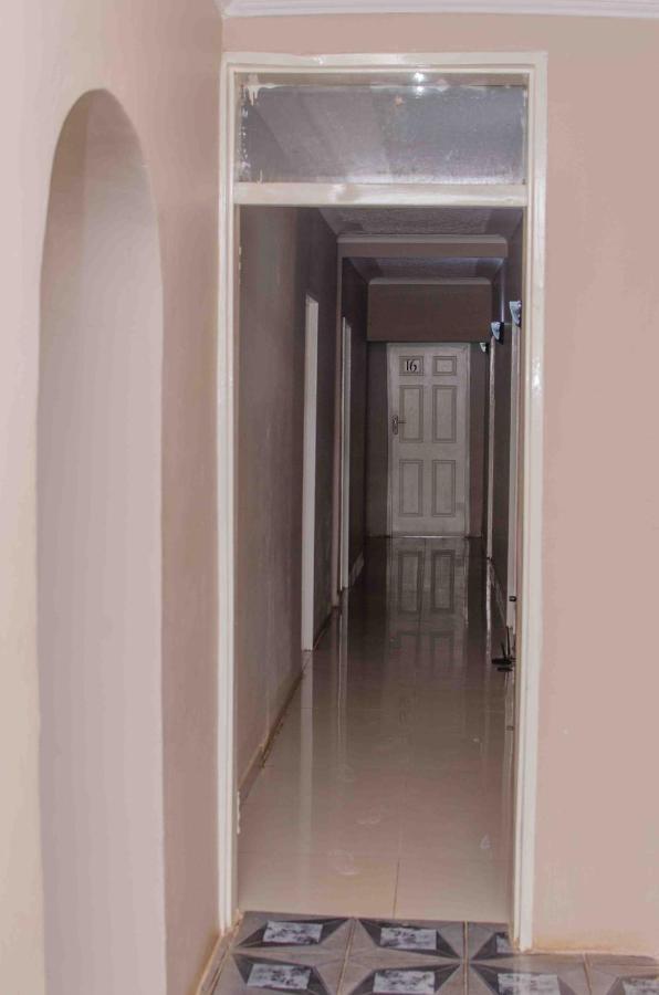 The Graceland Guesthouse Bluff Hill Esterno foto