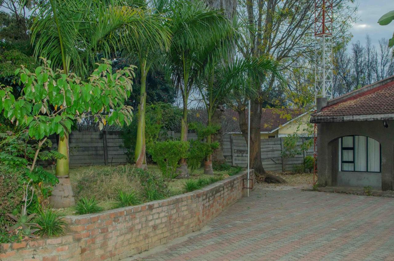 The Graceland Guesthouse Bluff Hill Esterno foto