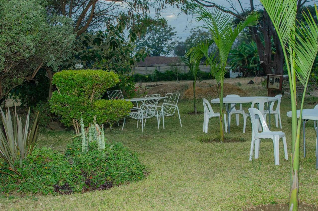 The Graceland Guesthouse Bluff Hill Esterno foto